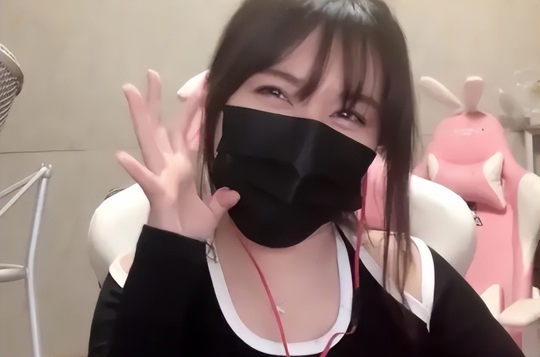 11位网红的收入，有人一分钟50万，有人年入30亿，19岁存款8位数