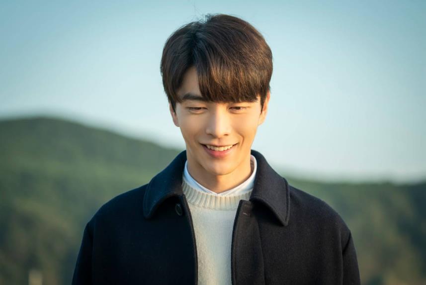 加油金顺17年她闪嫁豪门她遗憾离世他因丑闻事业尽毁