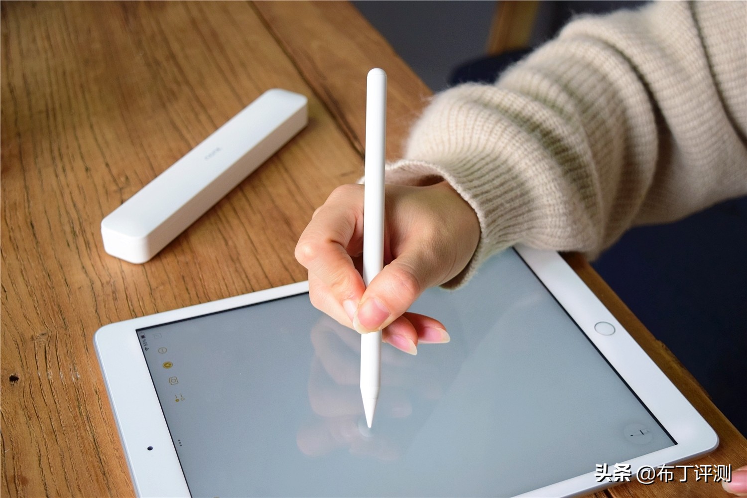 媲美Apple Pencil的手写笔，南卡电容触控笔评测