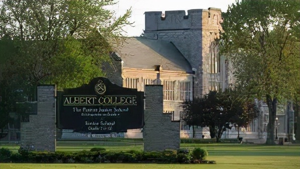 要不要送孩子去加拿大读高中？留学一年费用是多少？