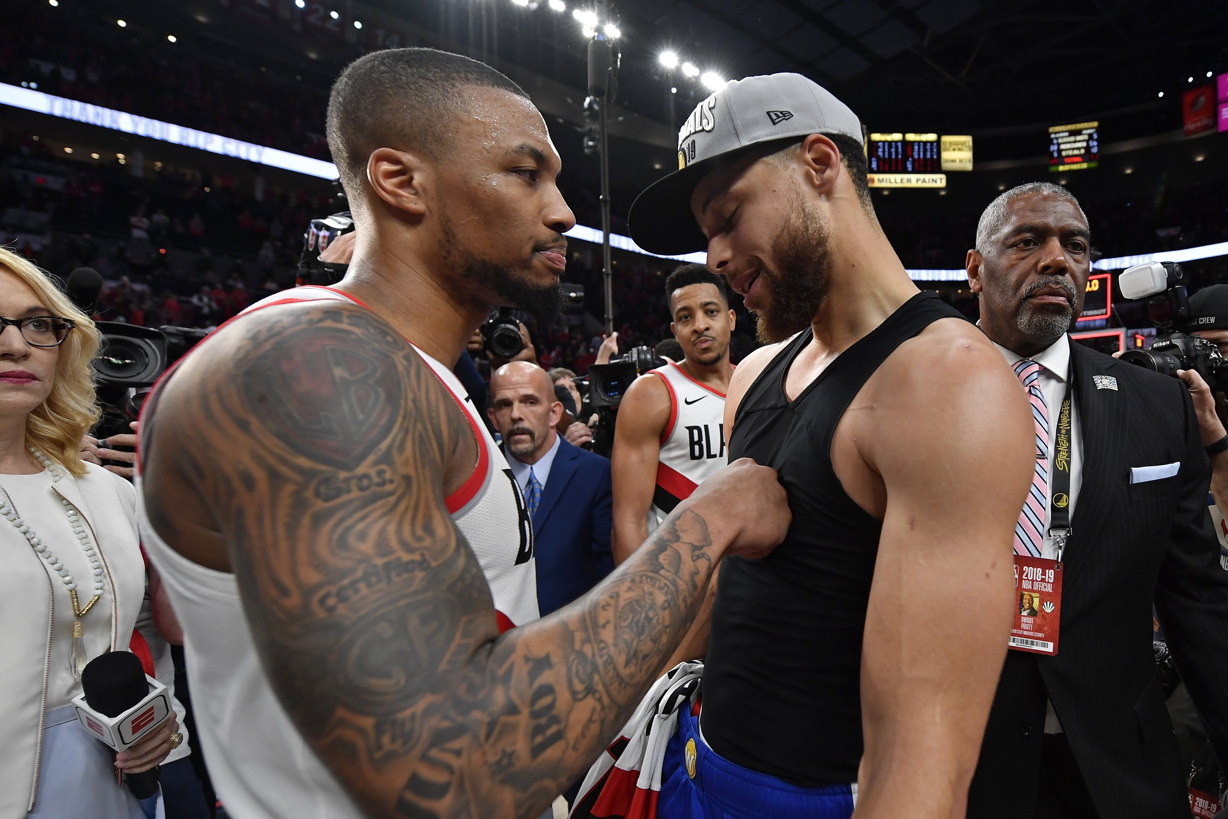 都有哪些nba球星(NBA历史75大球星，今年连全明星都要进不去了？这真是一种讽刺啊)