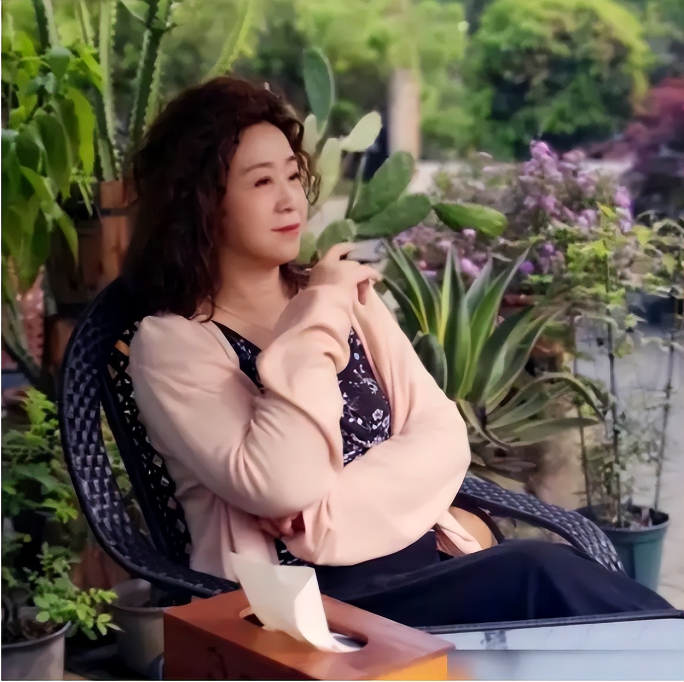 34年过去了,张国立与罗秀春的人生境况有何不同?