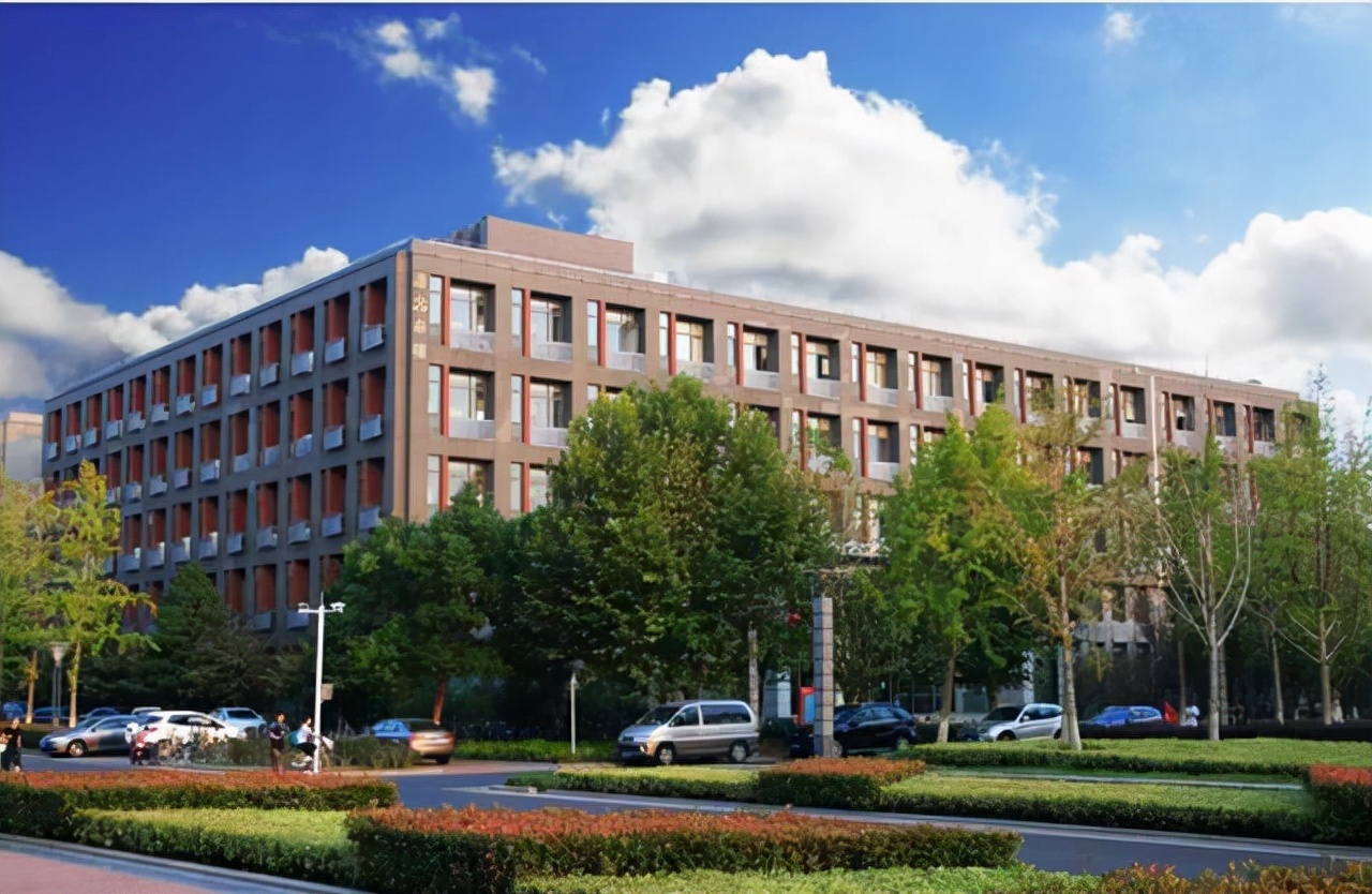 学院PK大学区别是什么，哪个含金量更高？聪明的学生都这样选择