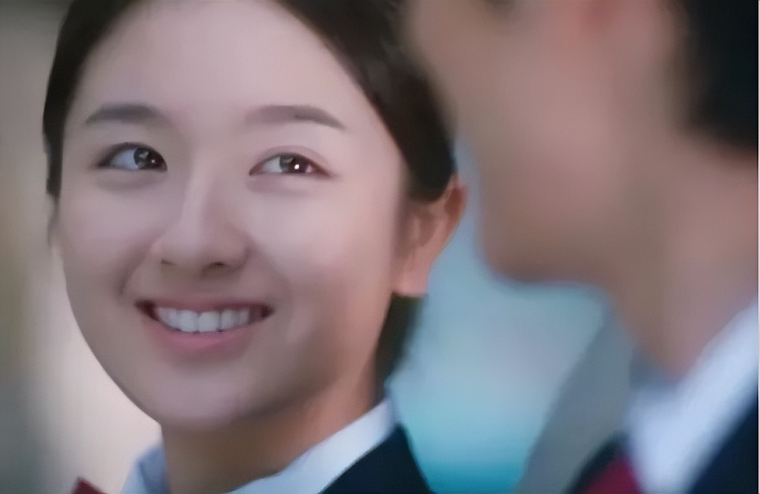 同样是演学生，把张柏芝、赵丽颖和吴倩放在一起，美得各有千秋