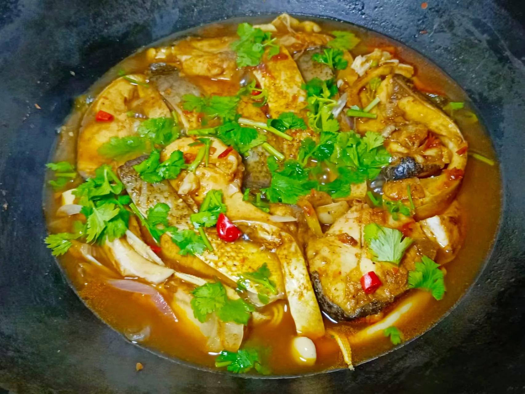鲢鱼怎么做好吃（记住3个窍门鱼肉滑嫩入味还不腥）