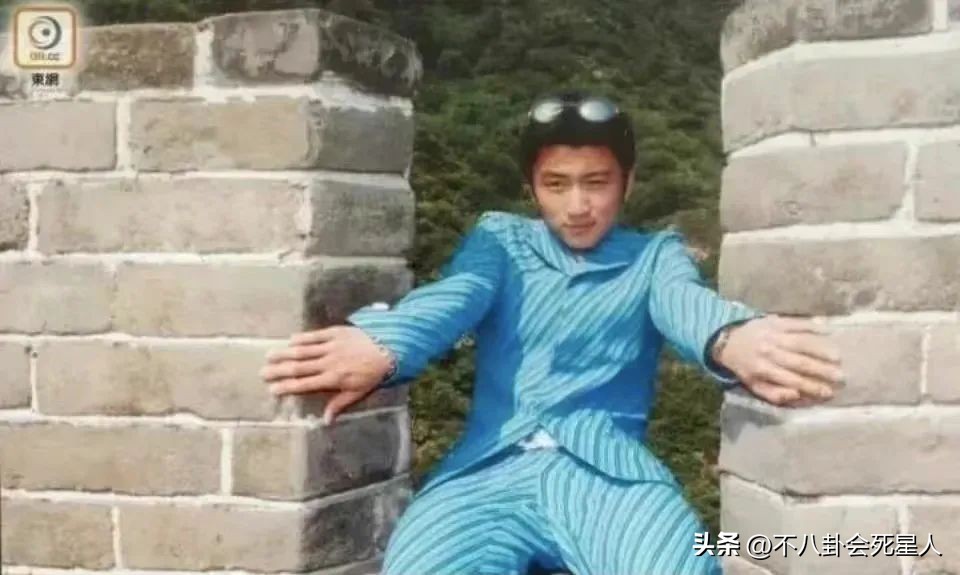 明星的早期照片，谢霆锋土，杨颖非主流，都是“黑历史”