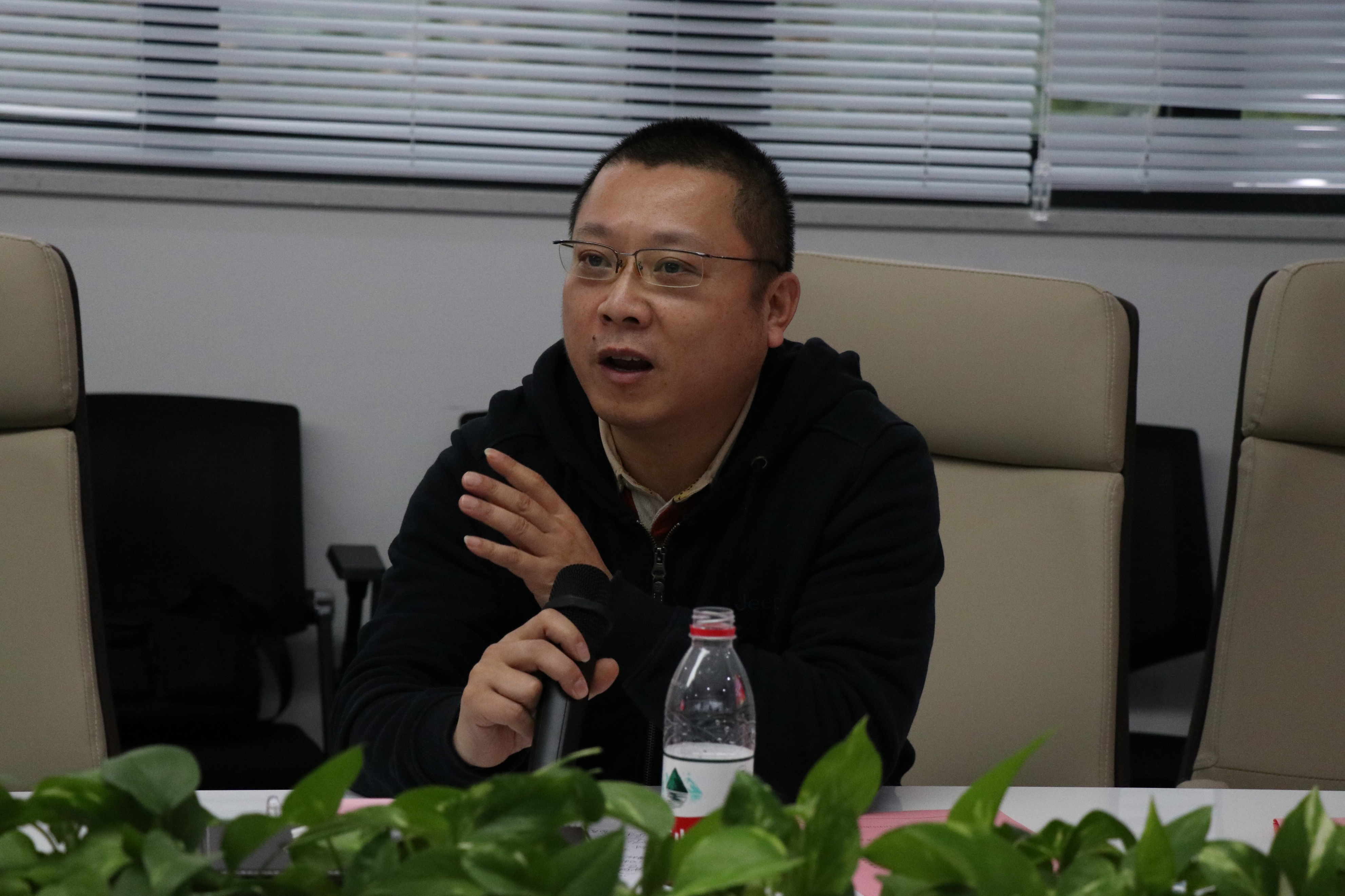 贵州省药学会召开贵州医药产学研用融合发展座谈会