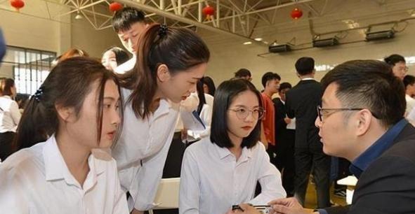 湖南三所“野鸡大学”被曝光，毕业证一文不值，学生需提前知晓