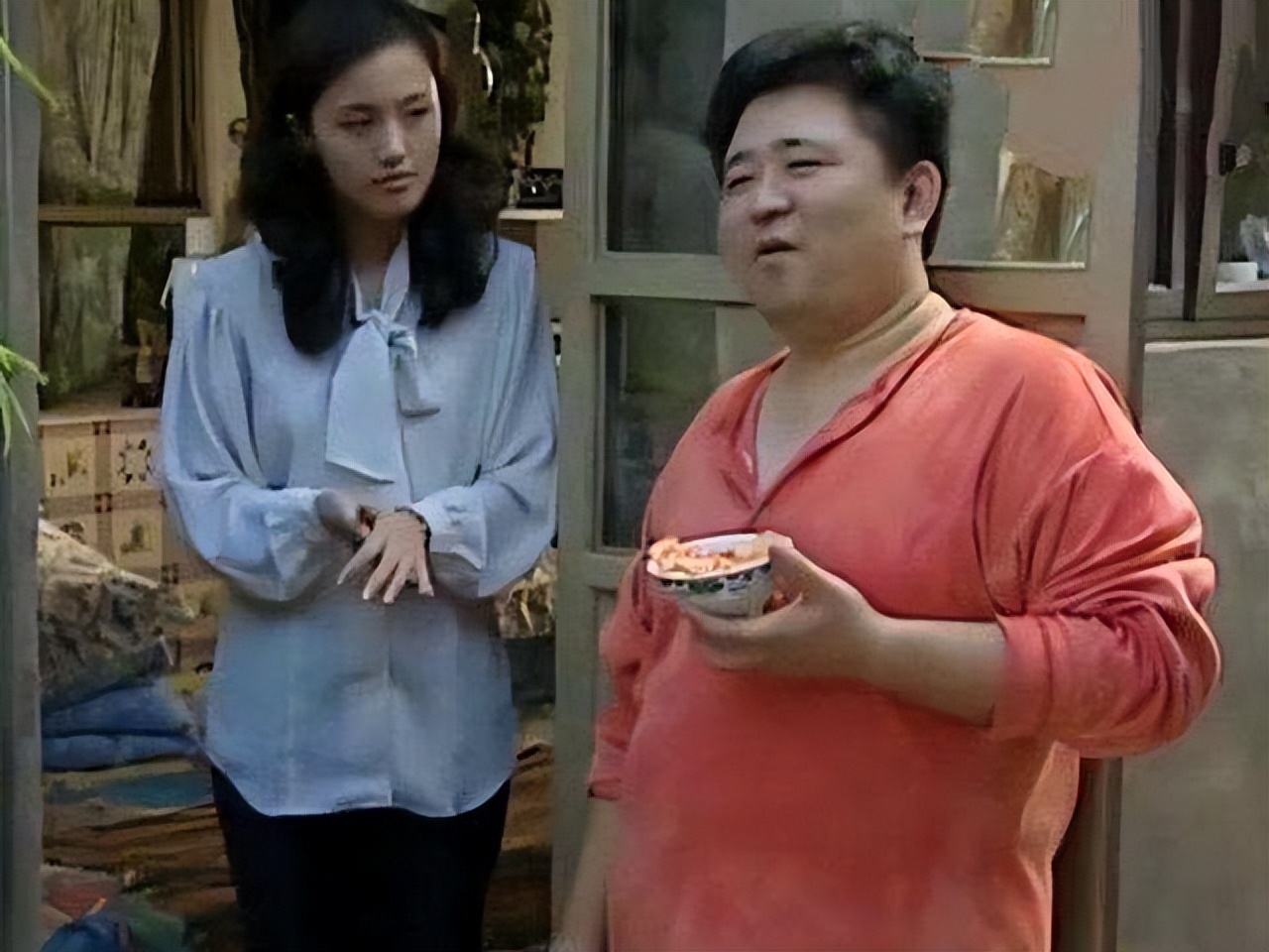 49岁的辛柏青，与妻子相濡以沫29年无绯闻，配得上德艺双馨的称号