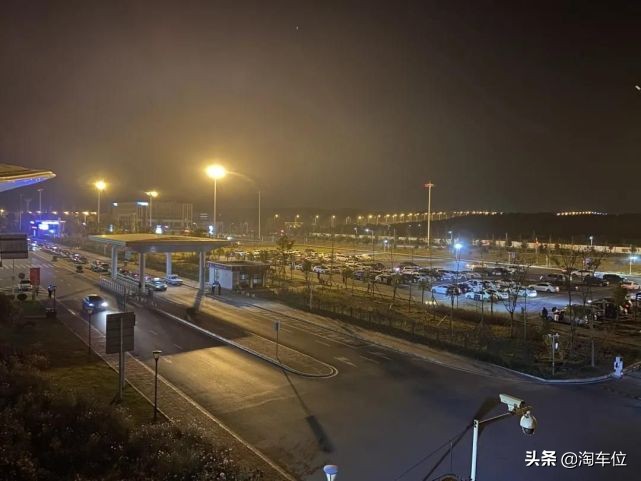 襄阳机场停车费一天多少钱，附近哪里停车场停车便宜？