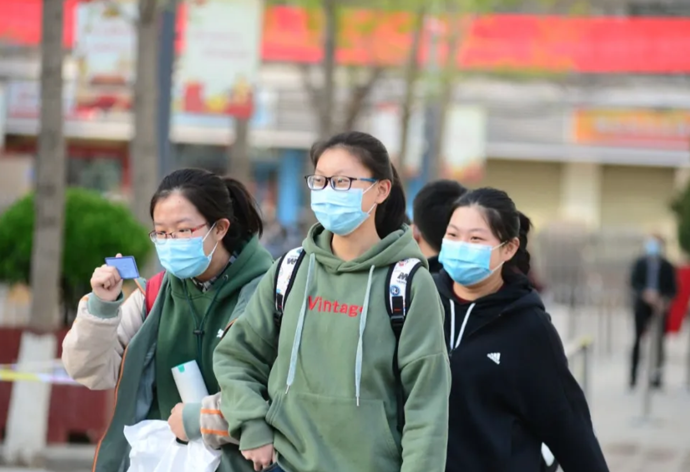 学硕和专硕的差距明显，上岸后才发现，怪不得有些人研二就后悔了