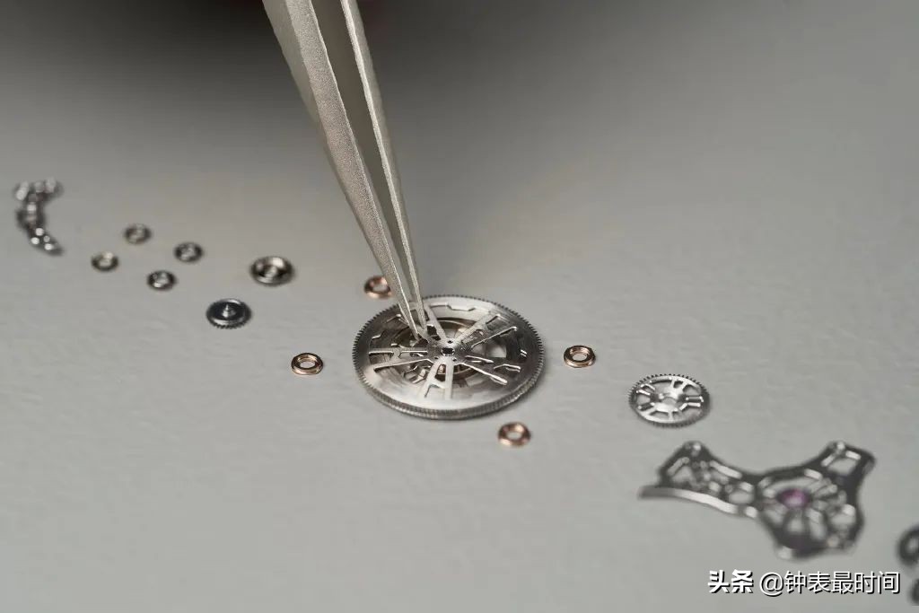 理查德·米尔X法拉利放大招：全球最薄手表，售价1267万人民币