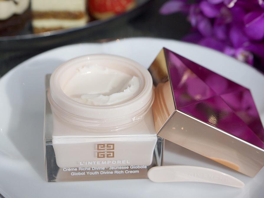 滋润补水美白抗氧化面霜排行榜：这些美白面霜让你的肌肤更年轻化