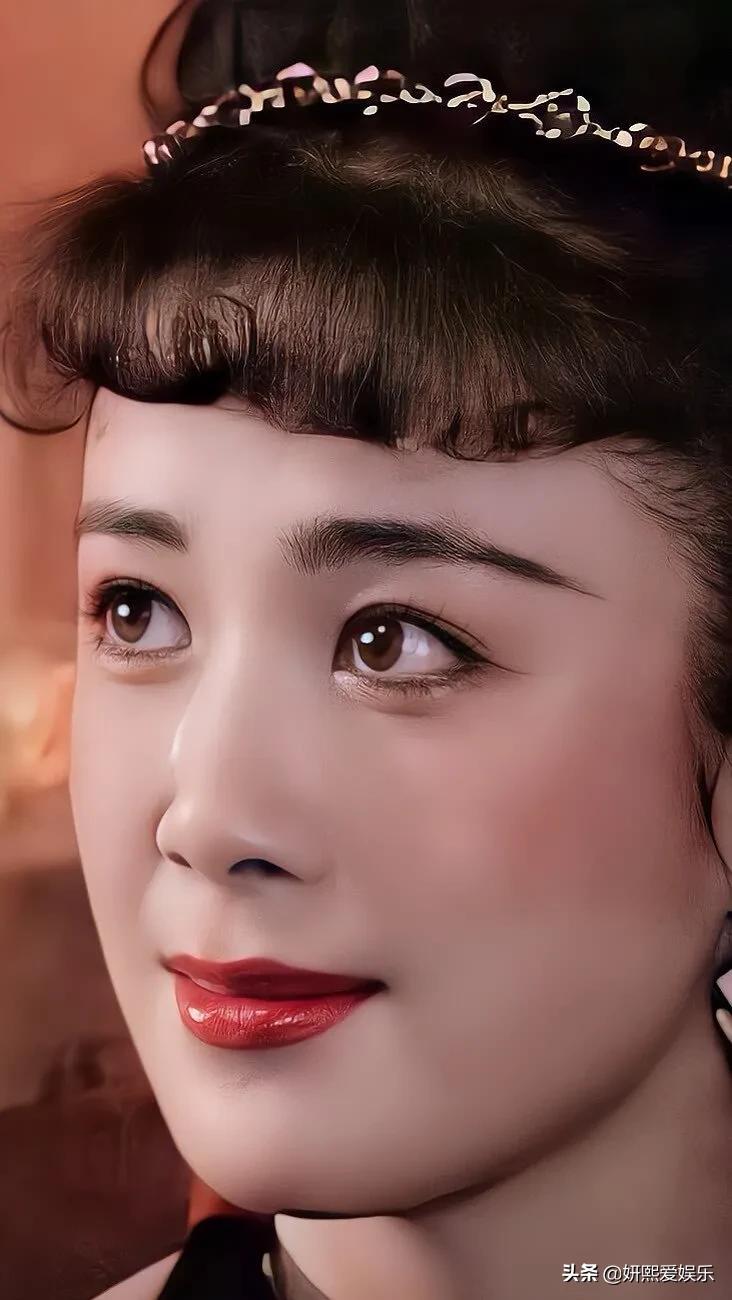 90年代内地最美的女星傅艺伟