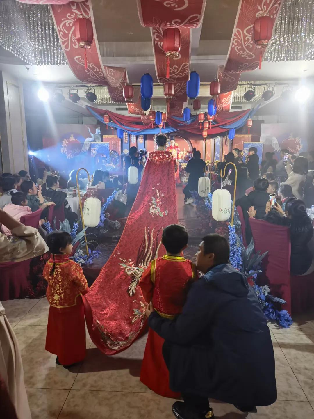 “如果有一天，我们不再相爱了，就让我们各自去祝福对方吧＂
