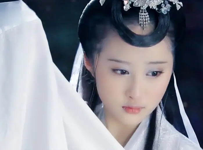 《丑女无敌》14年，男主改名难改运，女主无戏拍，男配成一线