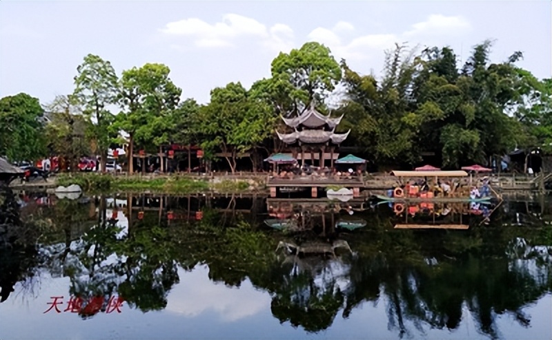 川西北行三：晨凭吊地震遗址双流览黄龙溪（图文）