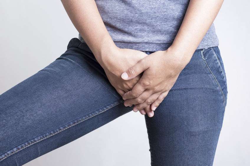 女性小便过后到底该不该擦？医生：该擦，但还需注意这2点