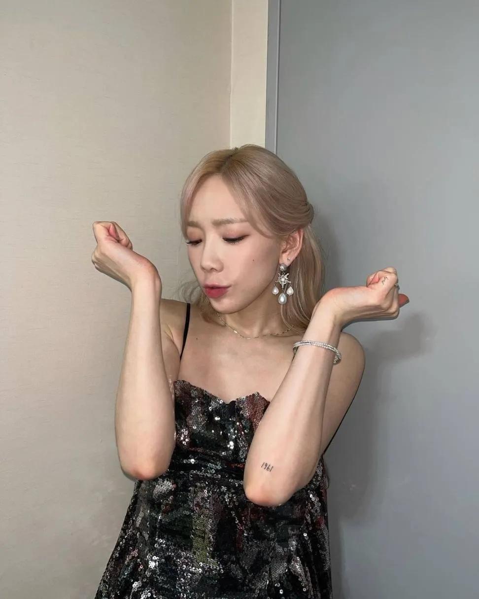 哇，泰妍也太瘦了吧，传说中的纸片人吧