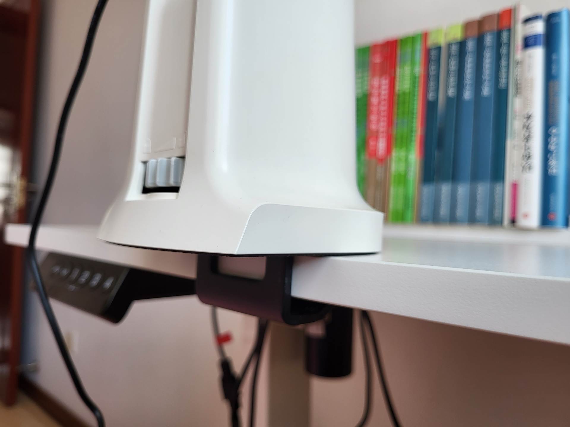 今天，我花了5000块，给儿子打造了一个专业级护眼环境