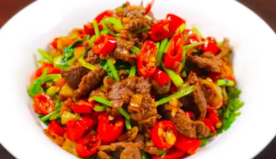 除夕团圆饭必备的10道特色菜，全家人都爱吃，招待亲朋好友倍有面