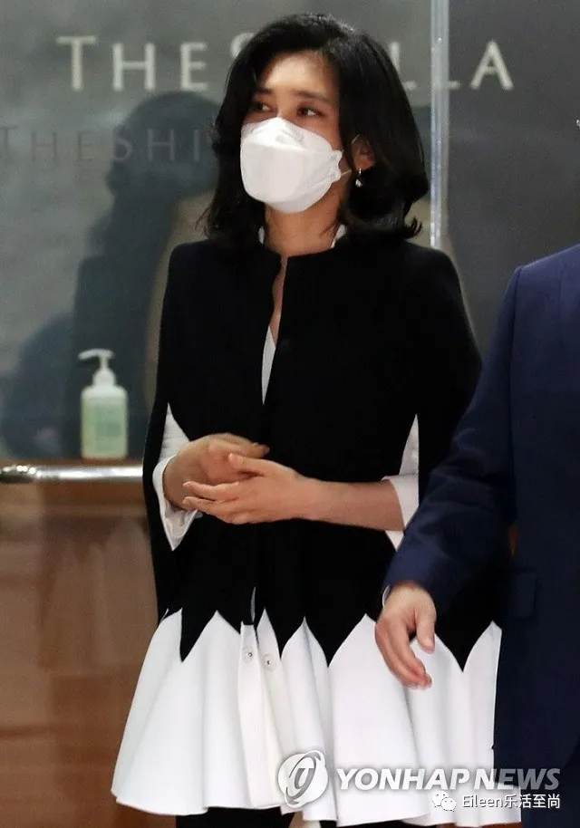 全都离过婚?何超琼李富真孟晚舟三位顶级白富美为什么那么像?