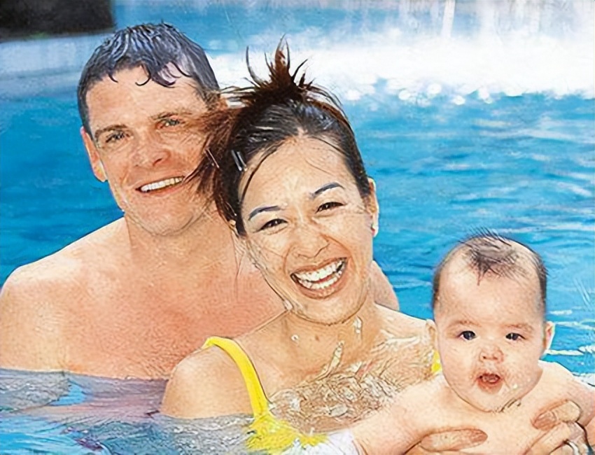 8位嫁到内地的女港星，有的连生三胎幸福美满，有的被婆婆嫌弃