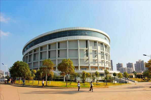 武汉七校联盟经费排名，华中科“富得流油”，中南财大得精打细算