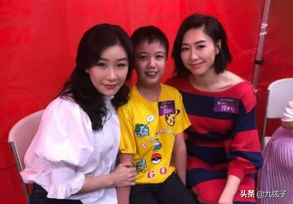 放弃养子才能披上婚纱，52岁的张慧仪宁可单身地活着