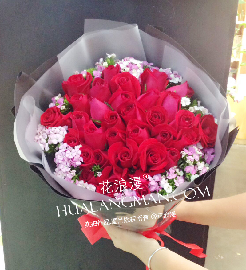 结婚一周年送啥花（结婚周年送什么花合适）