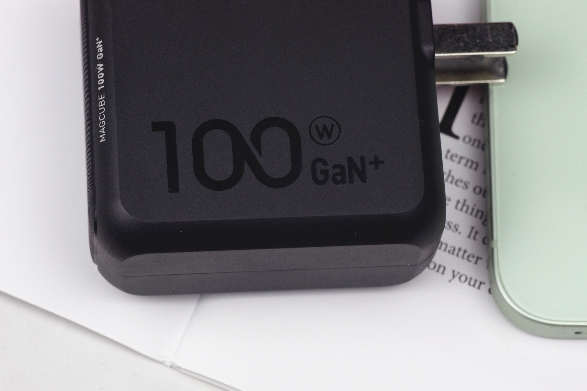 充電小鋼炮，筆記本手機都能用，Aohi 100W氮化鎵充電器體驗