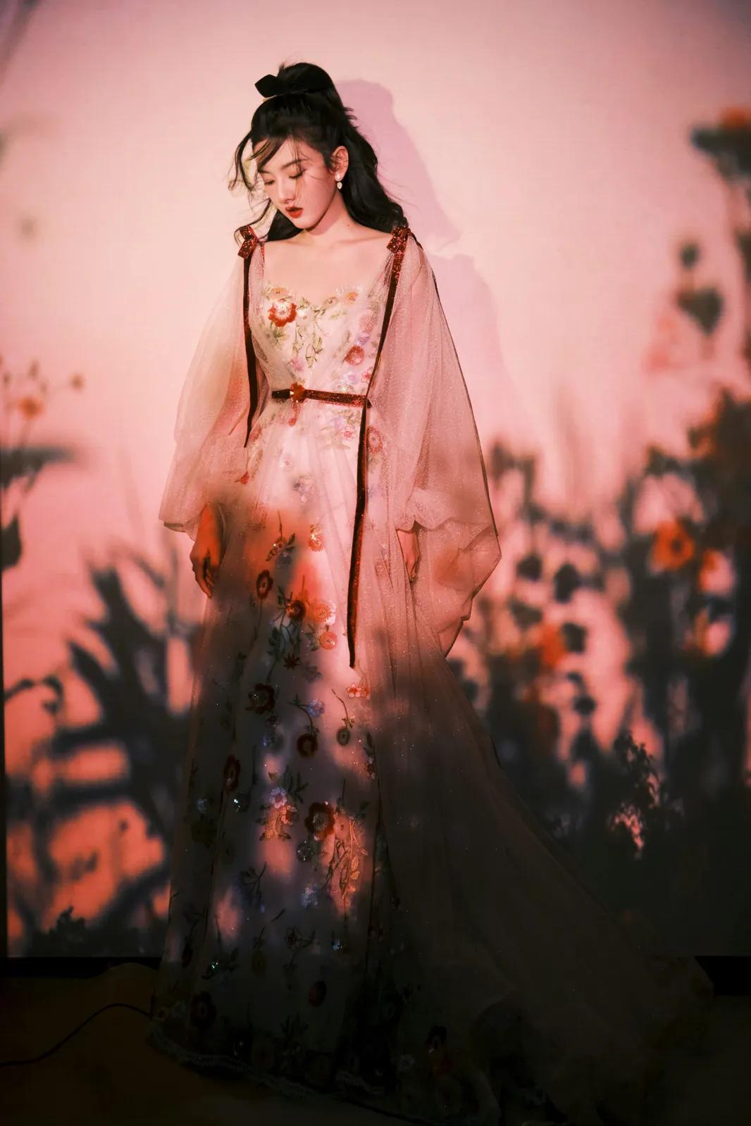 精美图集｜甜美艺人宋祖儿
