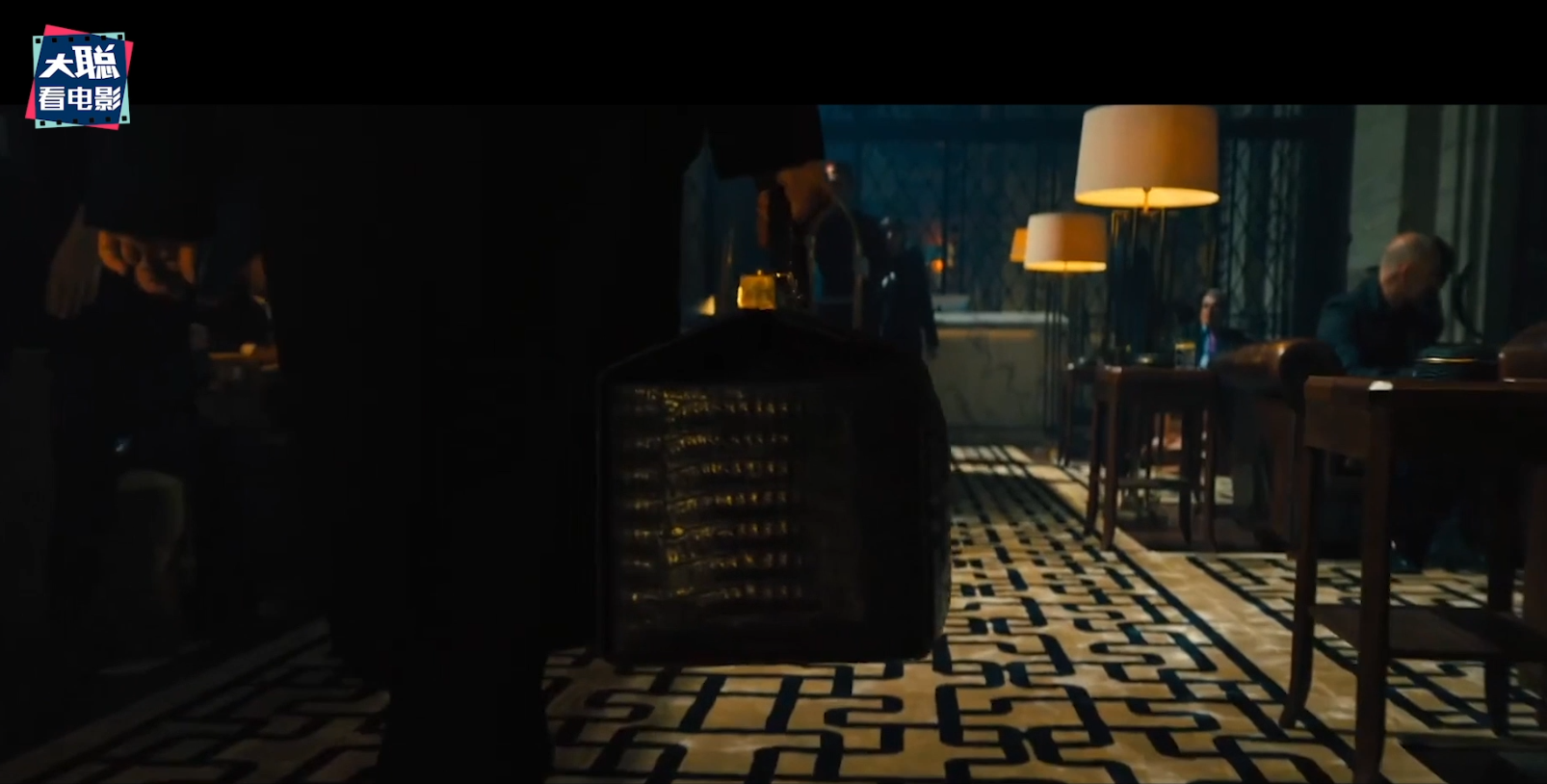 《疾速追杀4》预告解析！甄子丹再演盲人？叶问有枪切的什么路