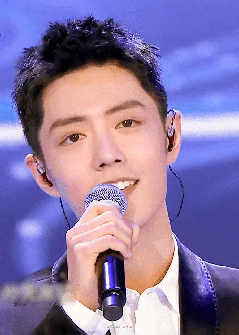 肖战这套图我真的存了好多次