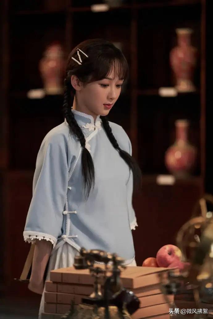 11位女星的民国学生装 灵动俏皮