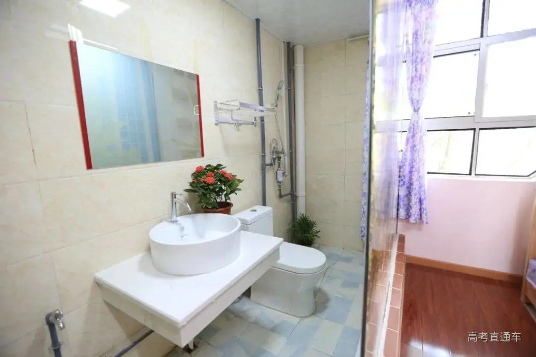 毫不夸张！国内这35所大学宿舍堪比星级酒店