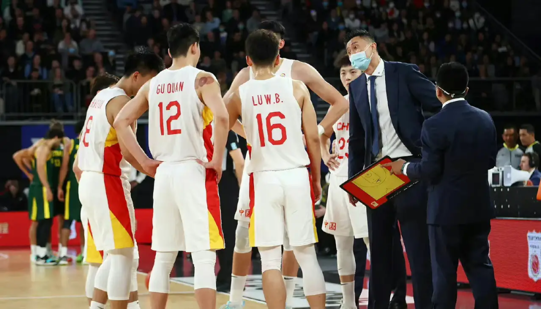 为什么nba比分相差不大(23分惨败！男篮末节只得3分！这，就是差距)