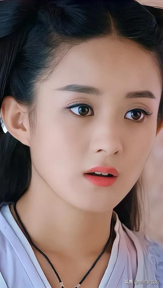 赵丽颖，清纯甜美，俏皮灵动