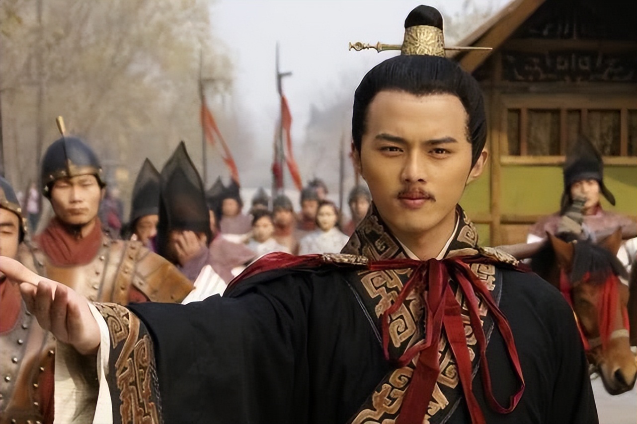 班固为什么冒着犯法的风险,私自撰写《汉书》