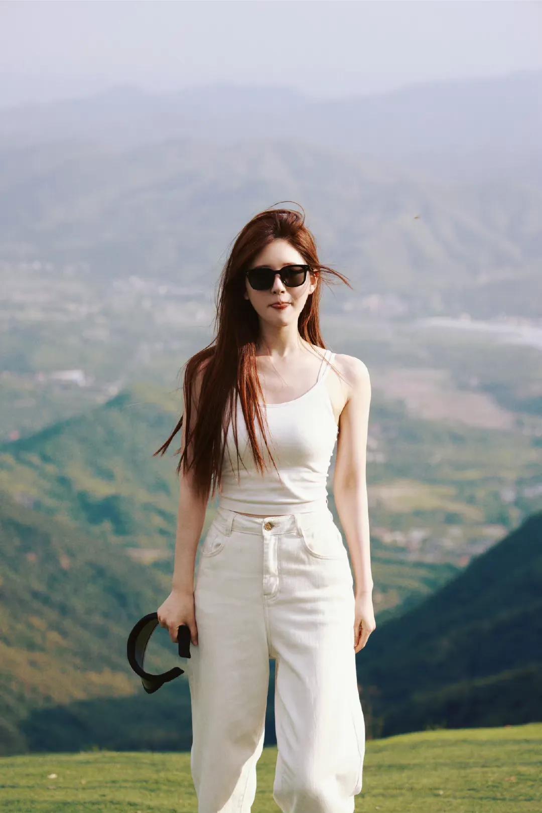 赵露思近期穿搭