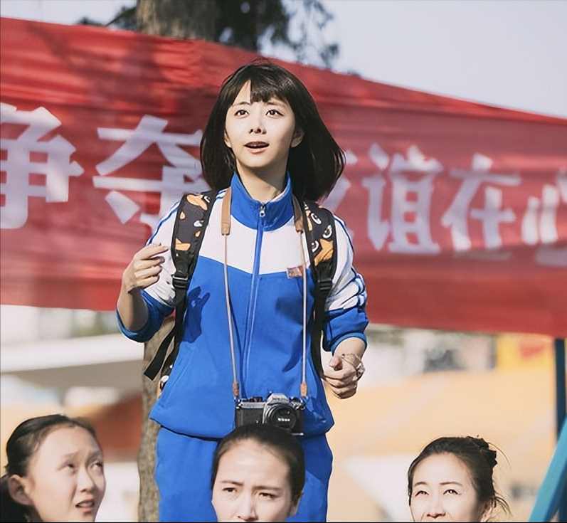 长相与年龄不符是一种什么体验，看看谭松韵你就明白了