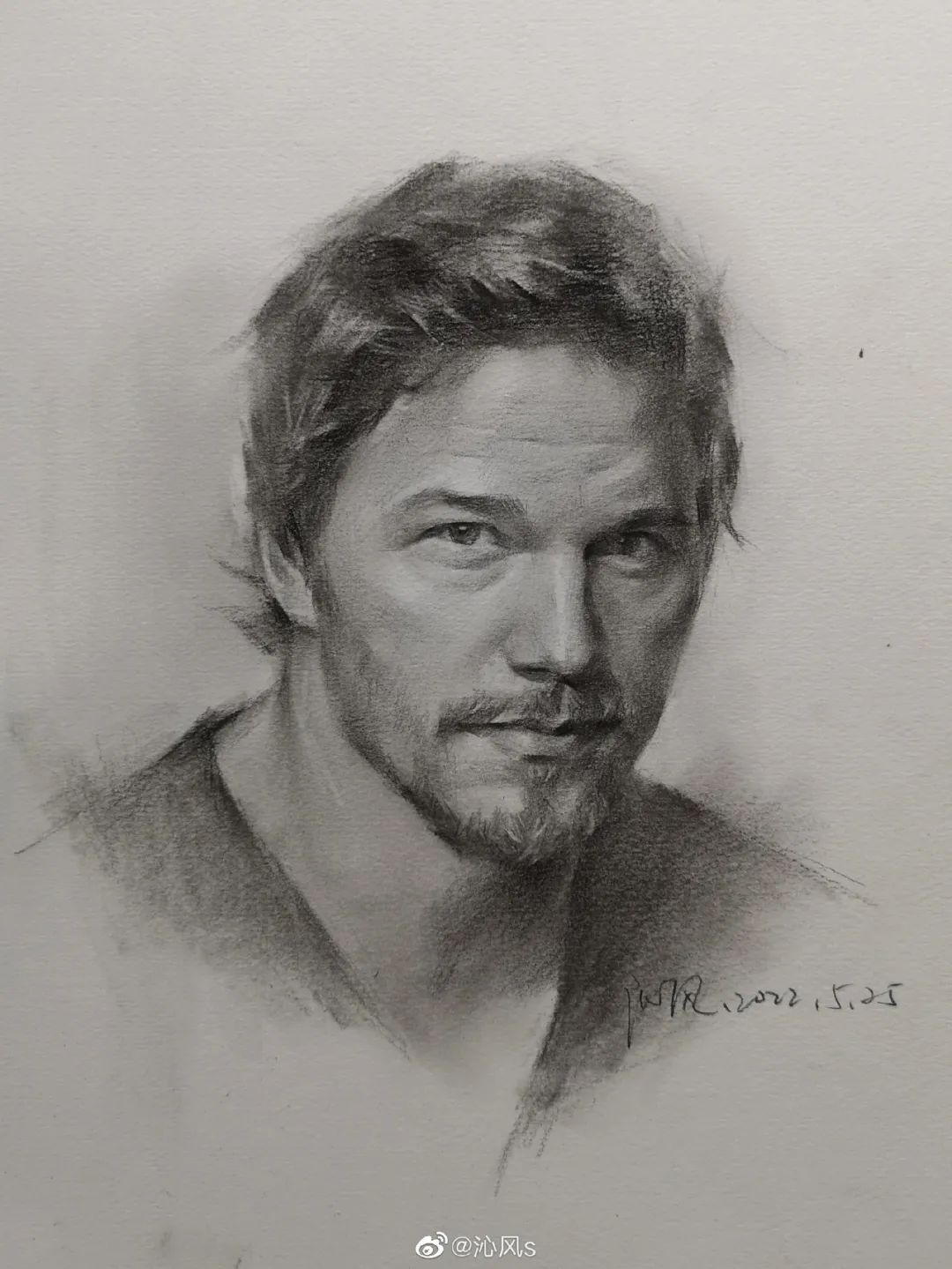 画皮画骨难画魂，她用木炭把明星画活了，王一博鞠婧祎眼神看醉了