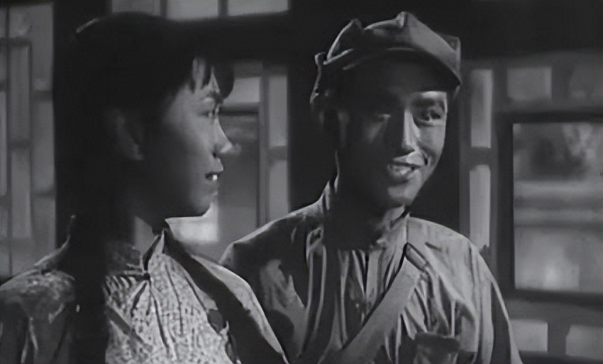 牛犇，资助百位学生，与初恋相守60年，晚年住养老院，令人泪目