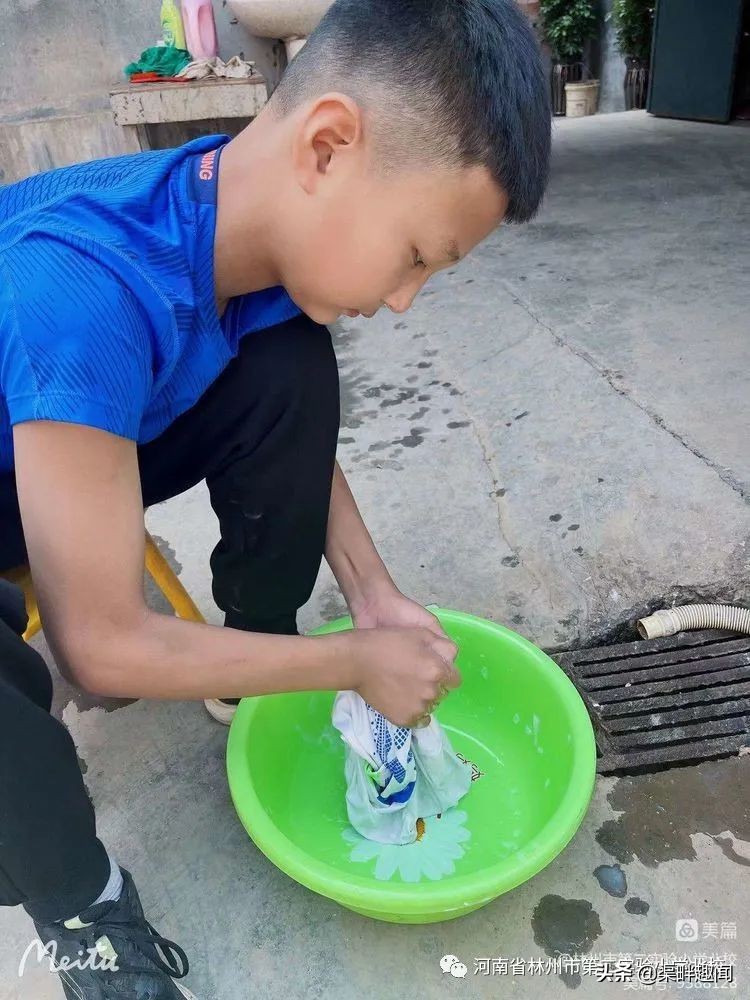 二实小北校：作业展示｜手绘童年 快乐成长