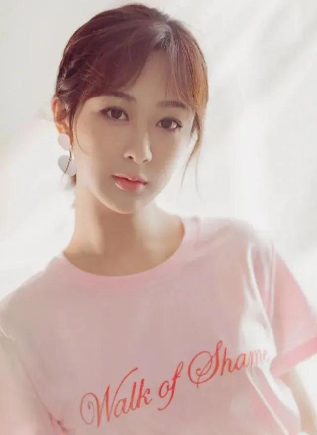 杨紫不愧是娱乐圈“顶流”的女生！《余生请多指教》太爱了