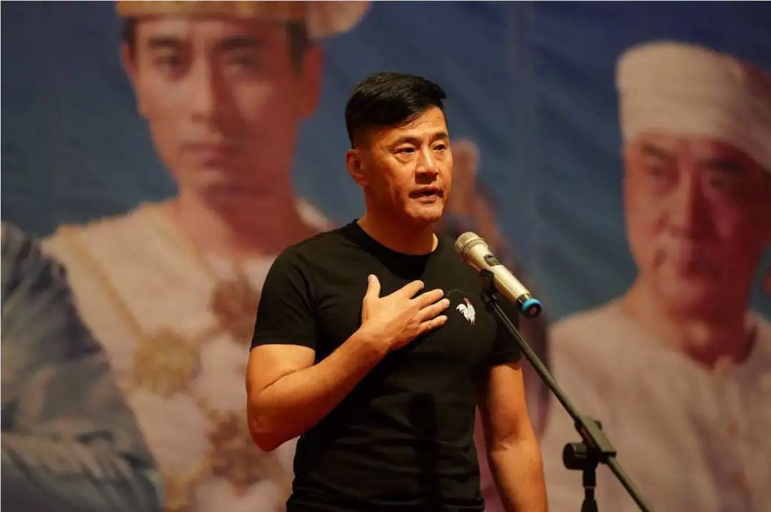 同样是演关羽于荣光和陆树铭放在一起看差别就出来了