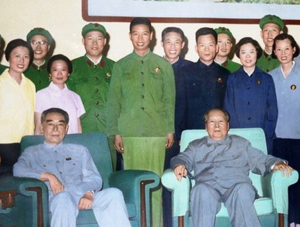 先念、尚昆两位主席没有军衔，为啥名列36位军事家名单？