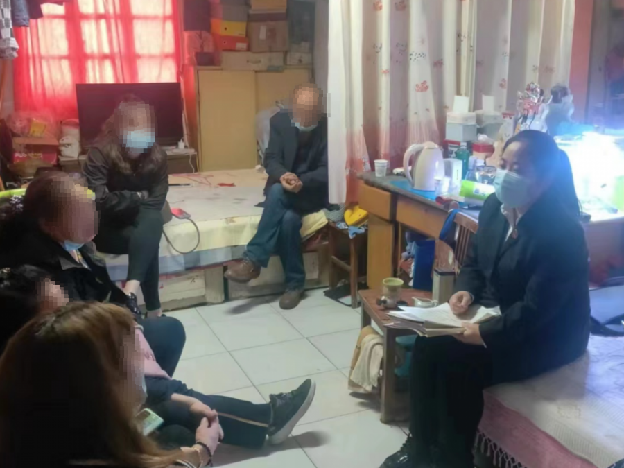 我为群众办实事 | 走出法庭主动上门调解 把家庭矛盾化解在源头