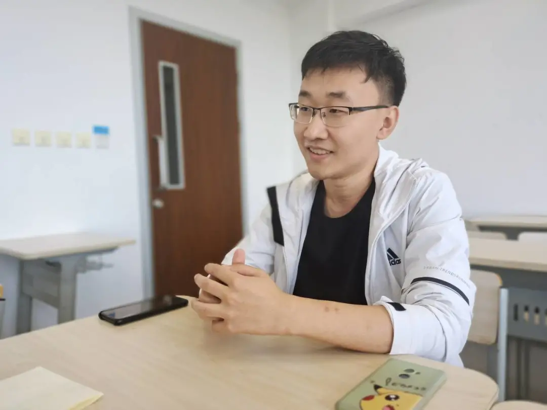 佩服！这9位“超级学霸”：保持专业第一，全部保送清华北大，来自同所大学！