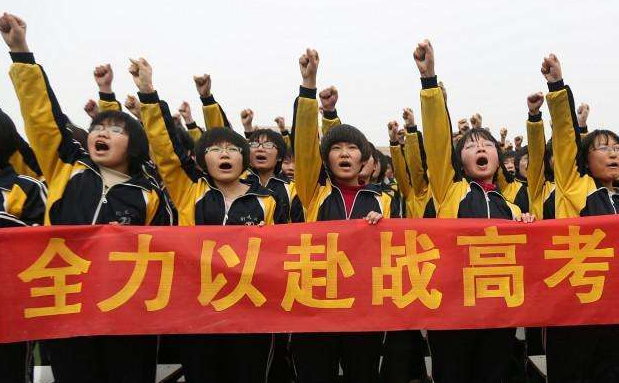 高三班主任吐露心声，985高校里很少有寒门学子，家庭环境很重要